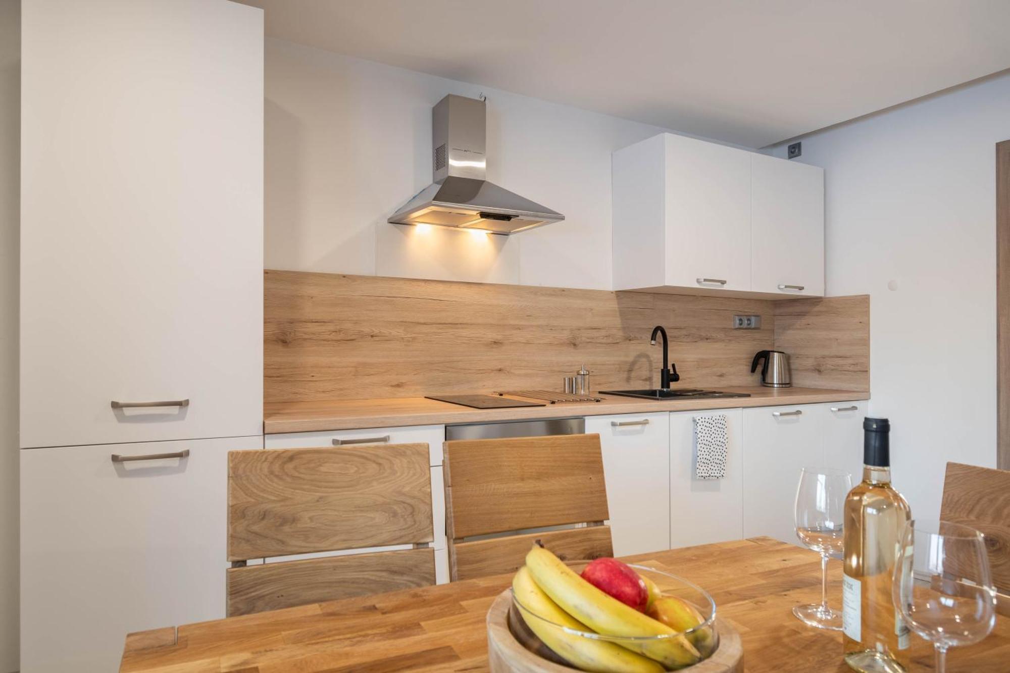 Kokorin Apartments Room photo